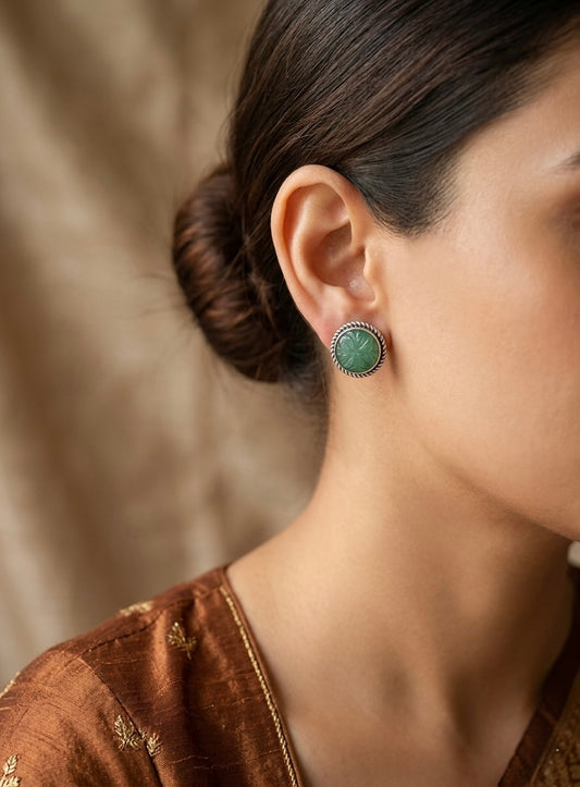Nayab Studs