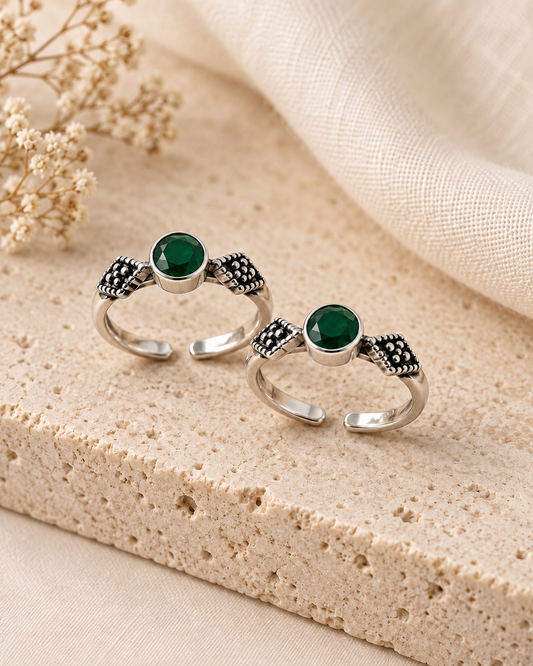 Meher Green Stone Silver Toe Rings