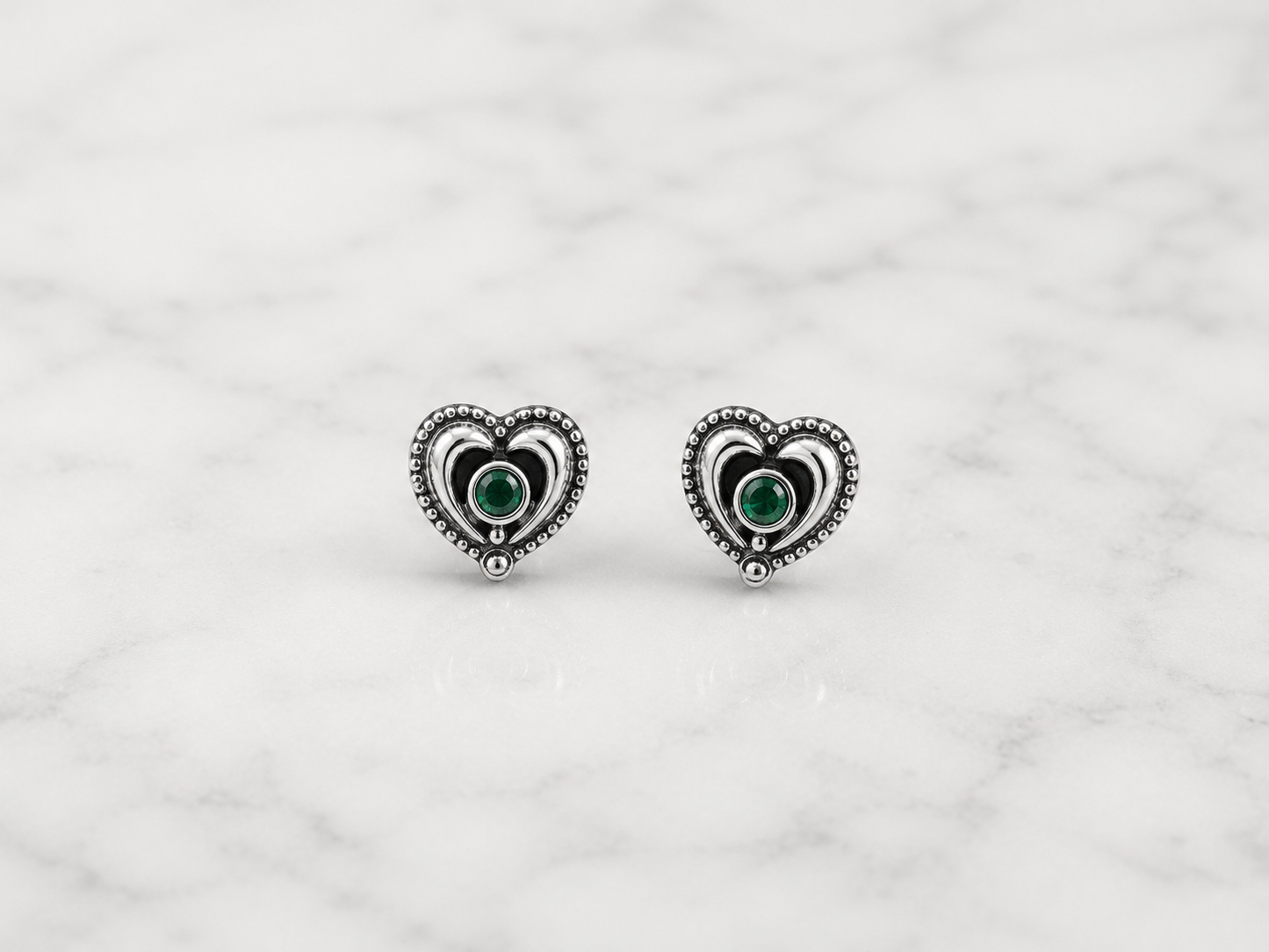 Ziya Studs