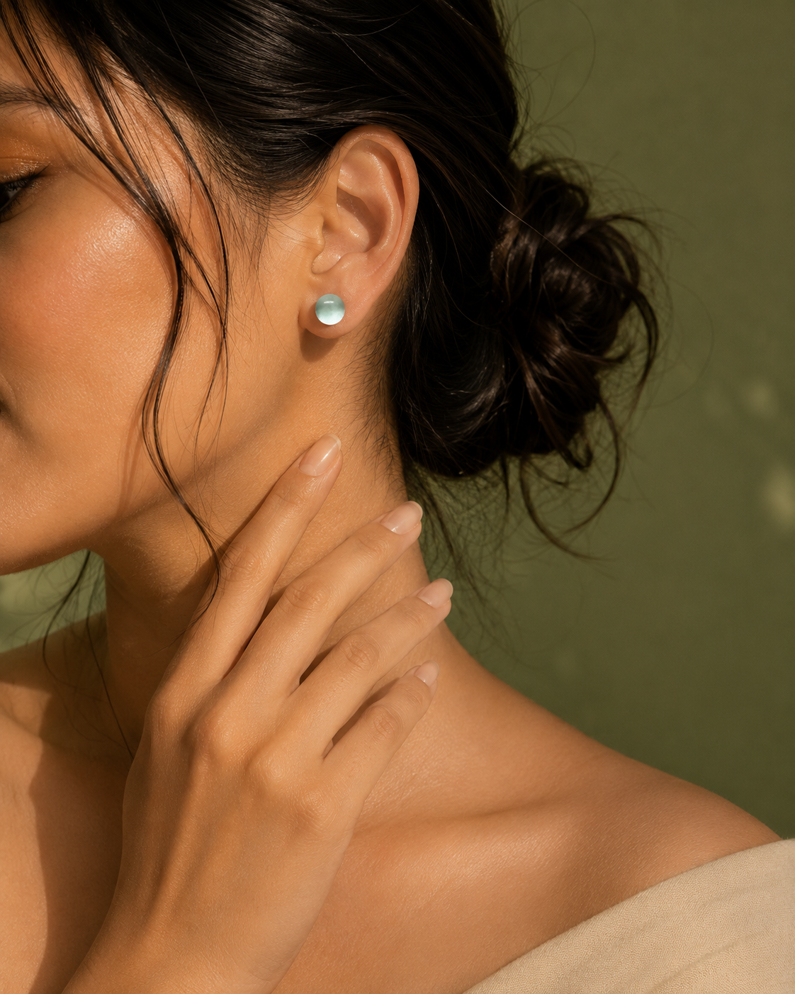 Mistelle Studs