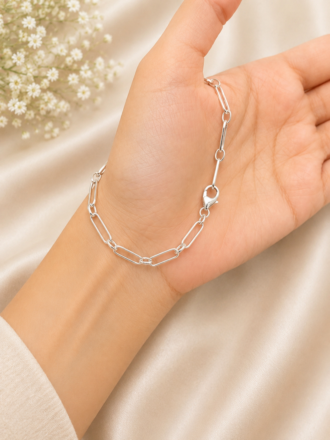 Linea Link Bracelet