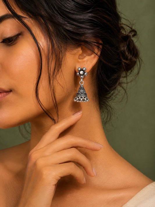 Pushpika Jhumka