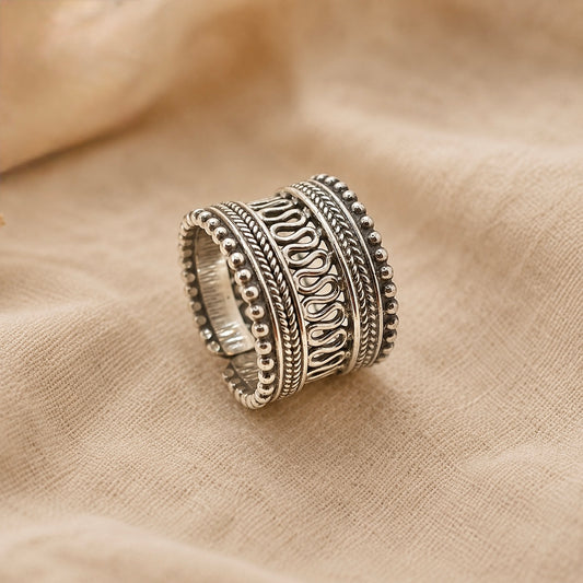 Aavira Ring