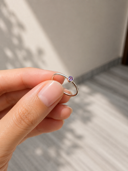 Nira Sleek Ring