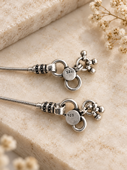 Svara Silver Anklets