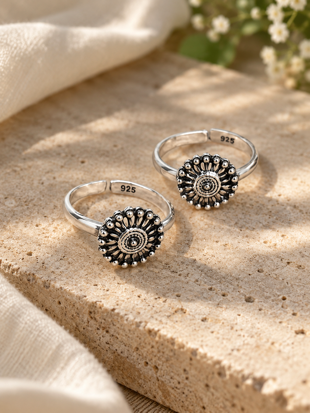 Aarika Silver Toe Rings