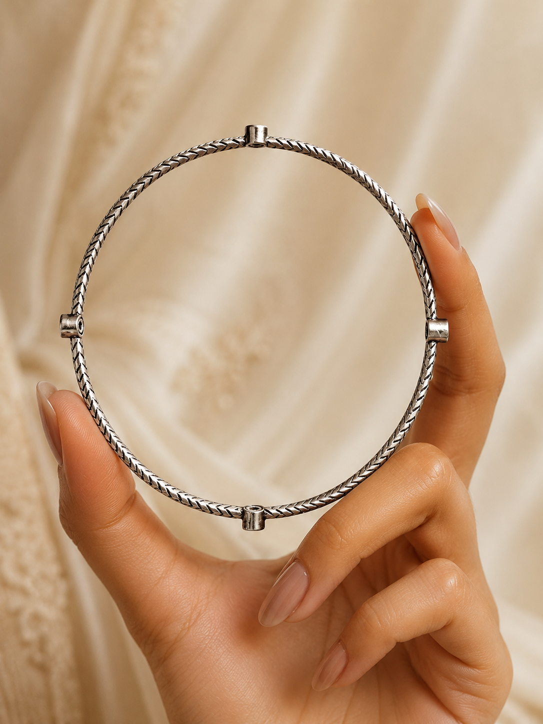 Sutra Bangle