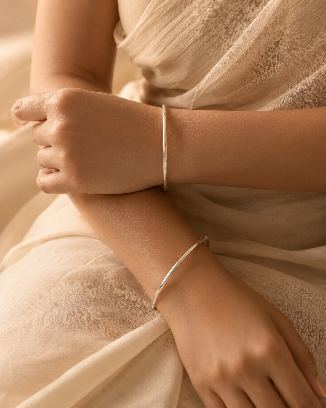 Sora Classic Bangle