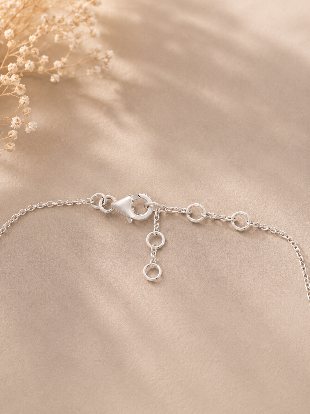 Zariya Green Drop Chain