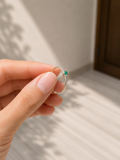 Nira Sleek Ring