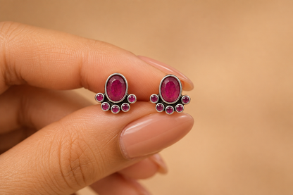 Ruvia Studs