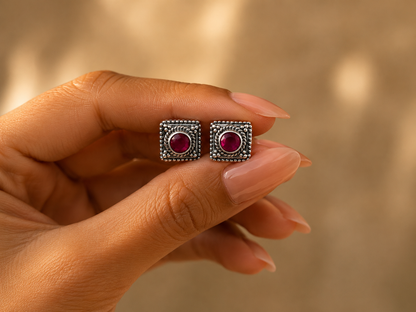 Reva Studs