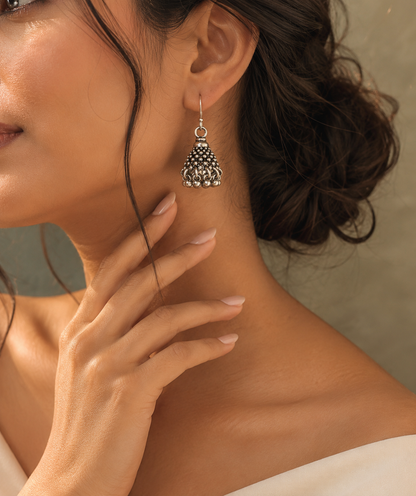 Manjari Jhumka
