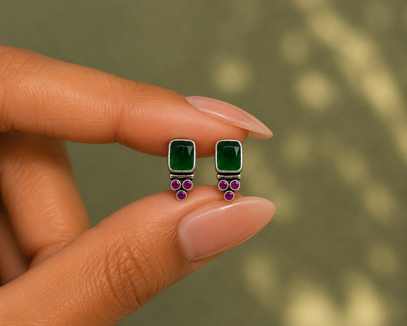 Nayra Studs