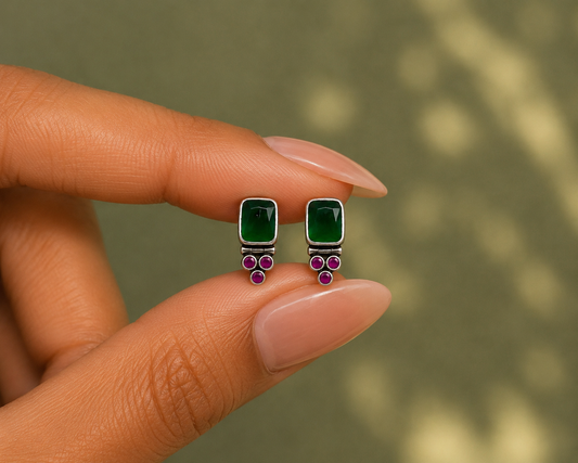 Nayra Studs