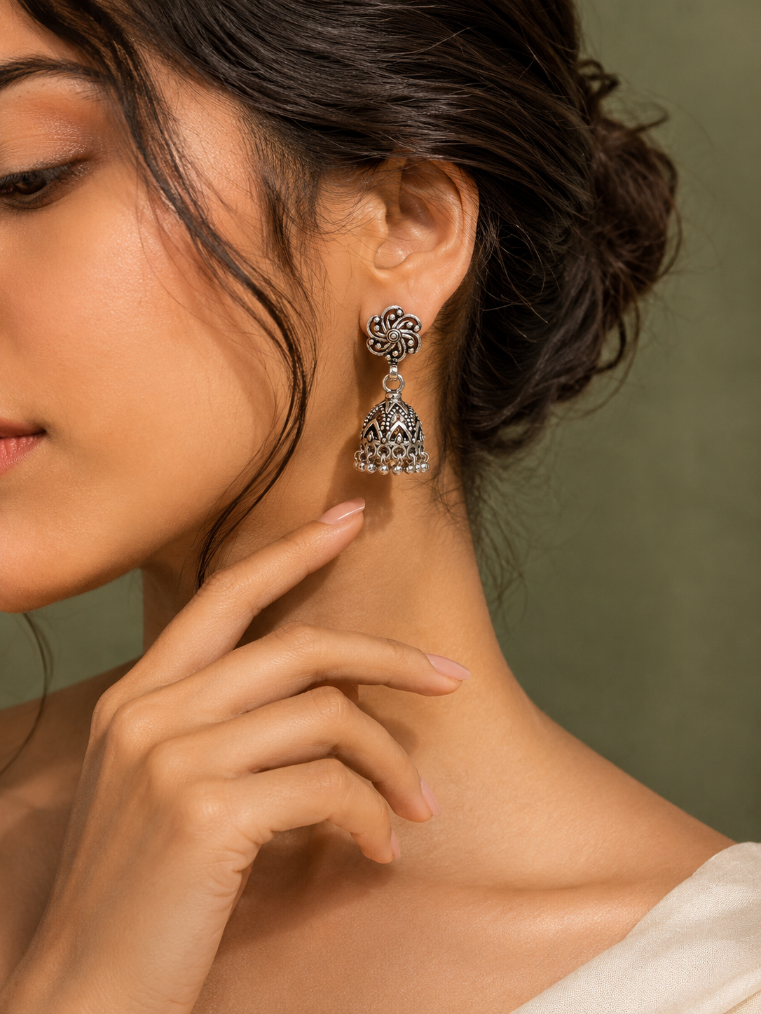 Kamalini Jhumka