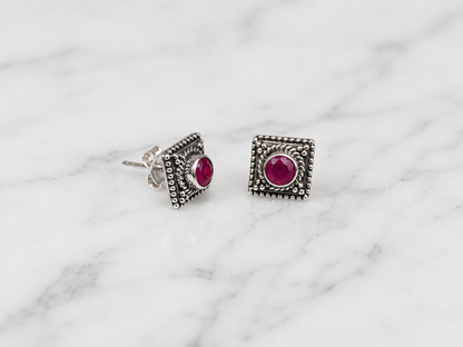 Reva Studs