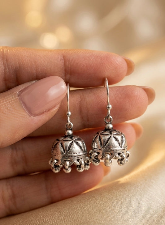 Taarika Jhumka