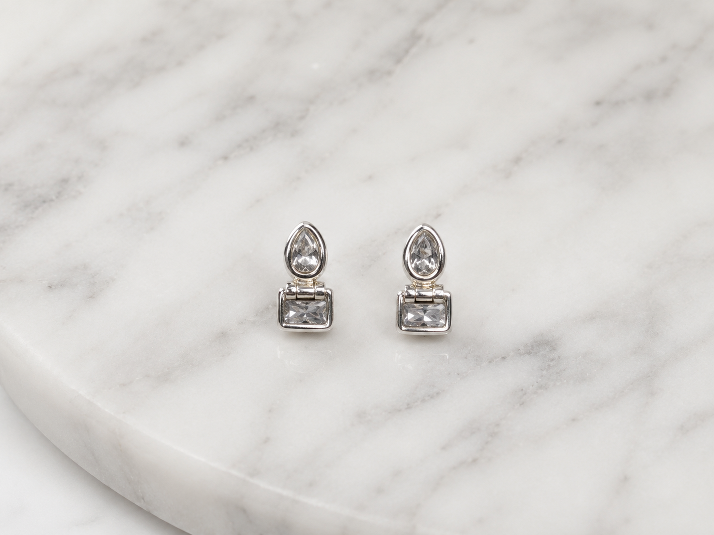 Eira Studs