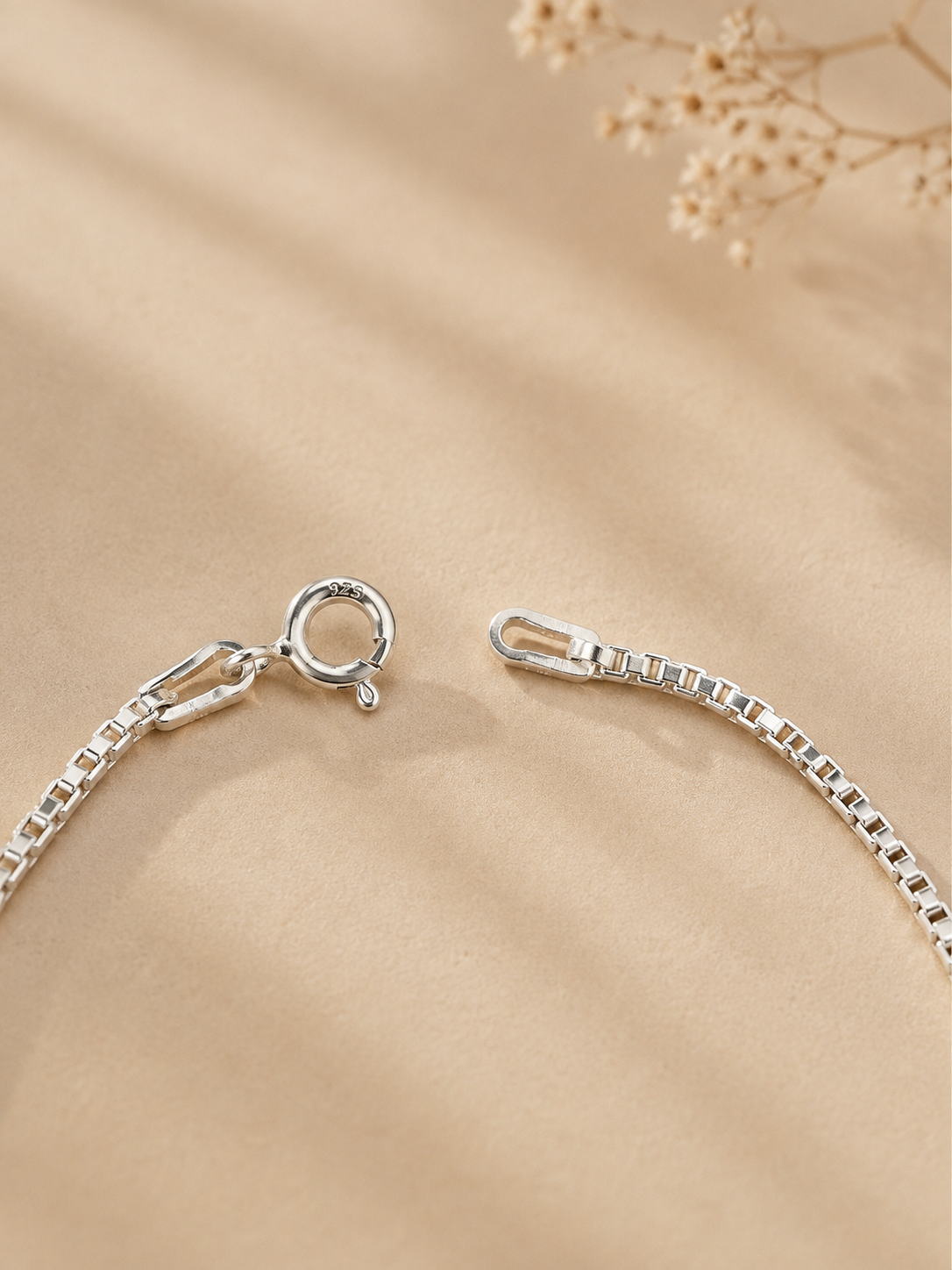 Riva Chain