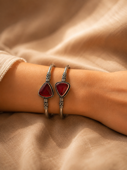 Surkh Bangle