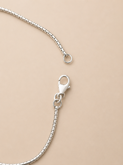 Sera Box Chain