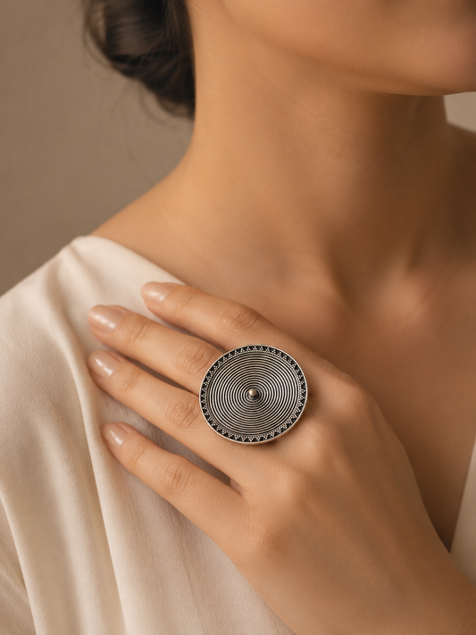 Vritta Statement Adjustable Ring