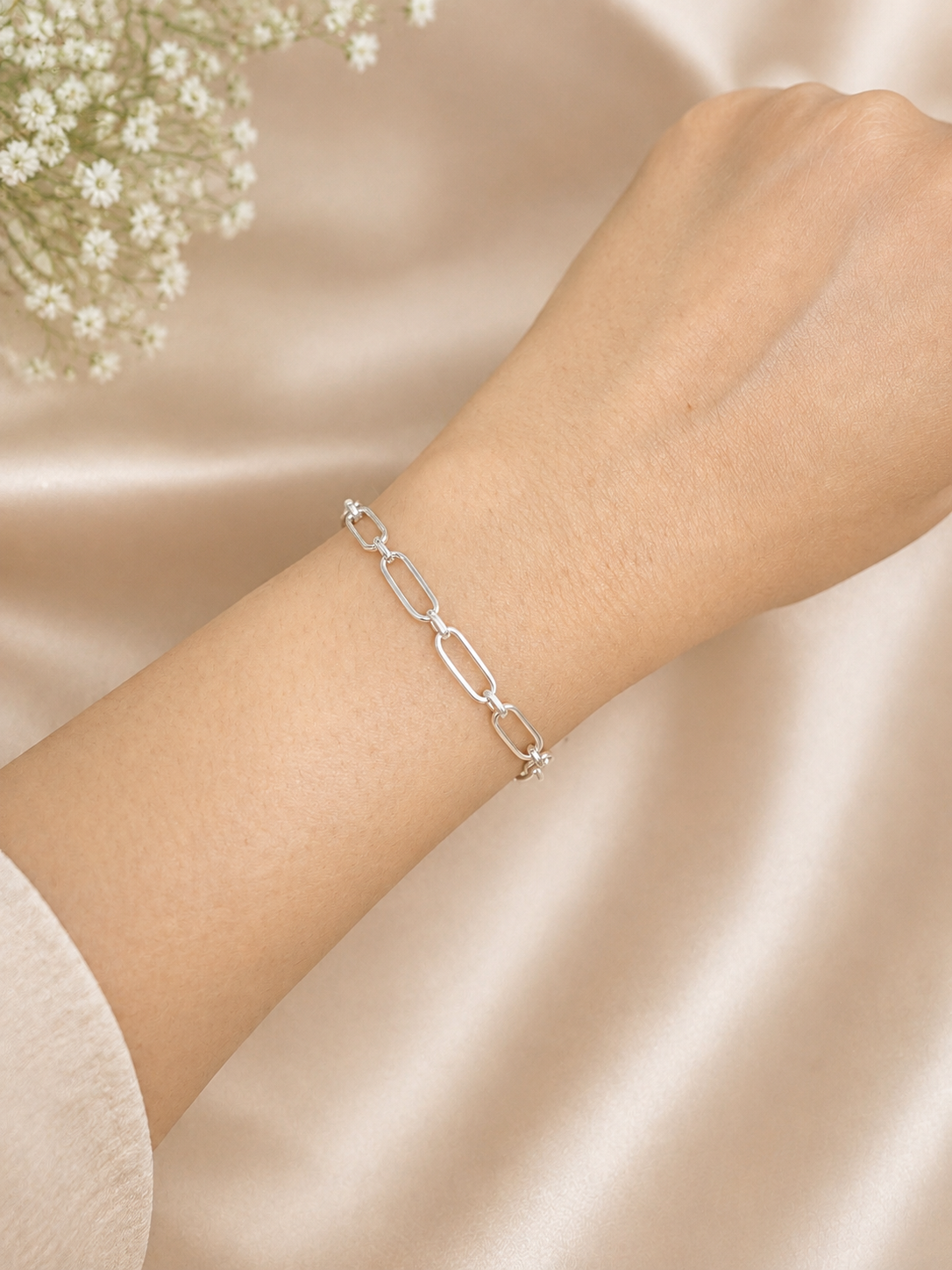 Linea Link Bracelet