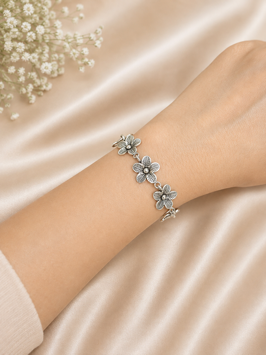 Petalia Floral Bracelet